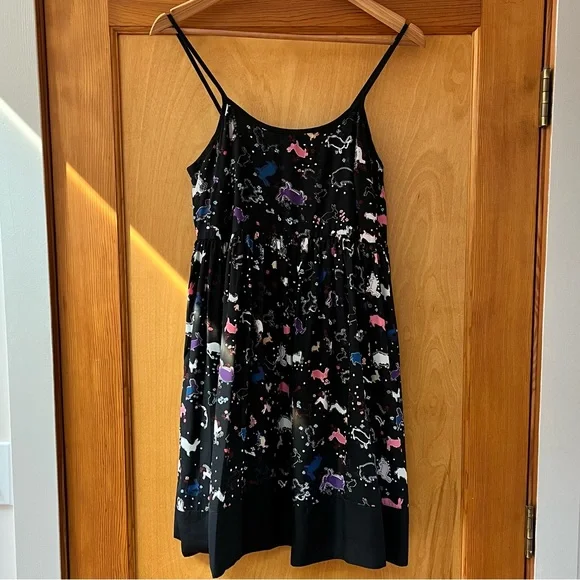 Adorable Rabbit Dress 🐇 - Picture 2 of 4